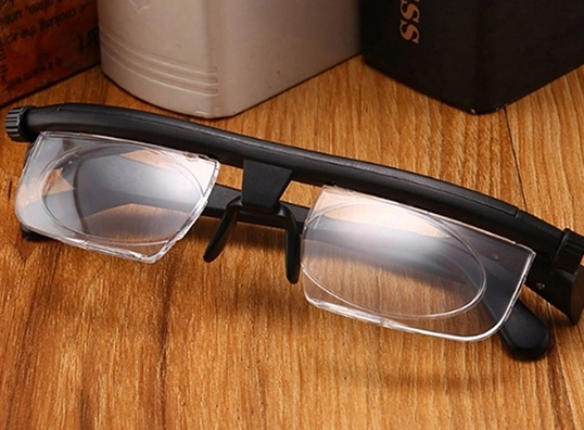 Flex Focus on wooden table